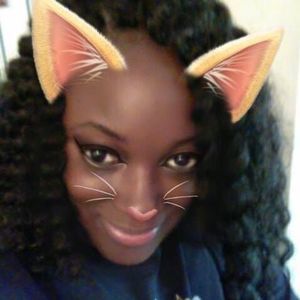 Meet your Posher, Arlene